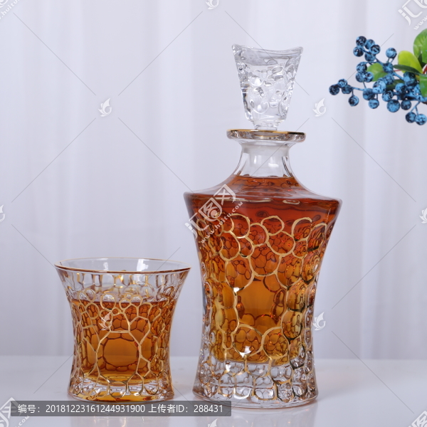 威士忌酒杯