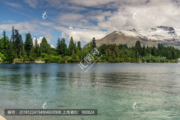 高山湖泊