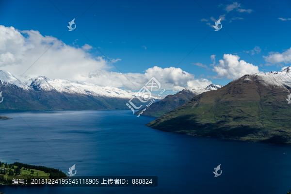 高山湖泊