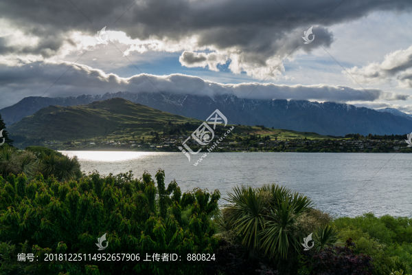 高山湖泊