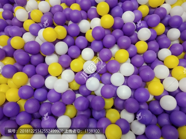 海洋池內的球