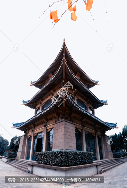東湖