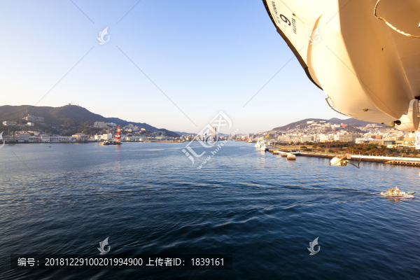 已拆解的中國(guó)首艘豪華郵輪海娜號(hào)