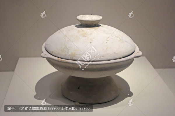 良渚文化帶蓋陶豆