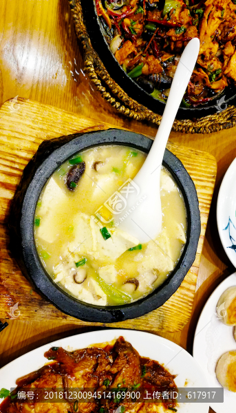 海膽豆腐湯