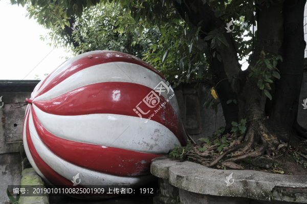 鵝嶺二廠文創(chuàng)公園