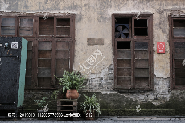 鵝嶺二廠文創(chuàng)園