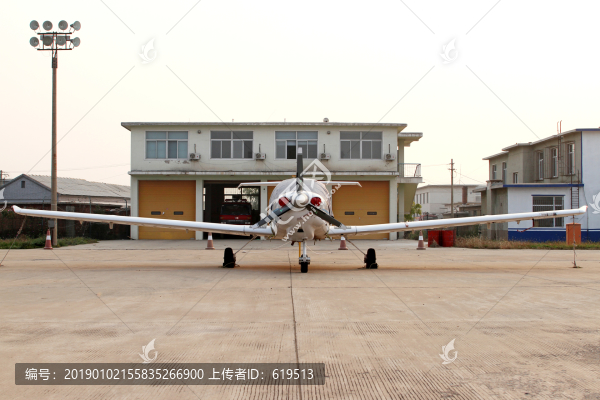 DA40訓練飛機