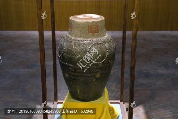 酒壇