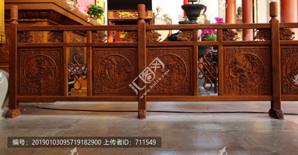 靈隱寺浮雕木護(hù)欄