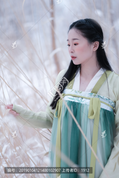 雪景漢服