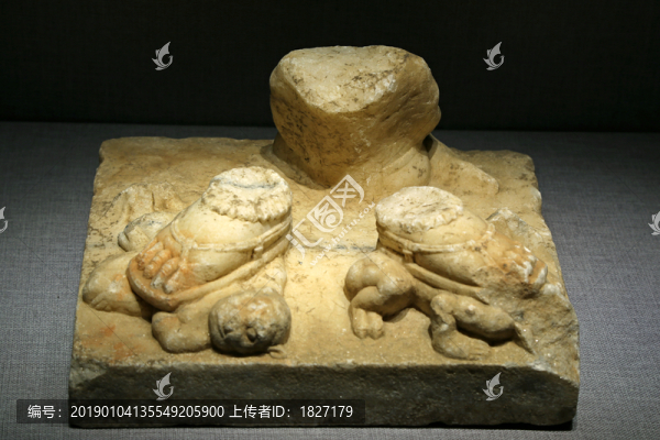 天王造像底座