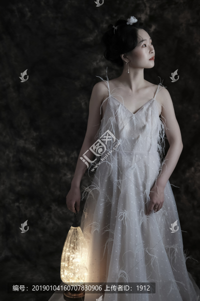 白色婚紗
