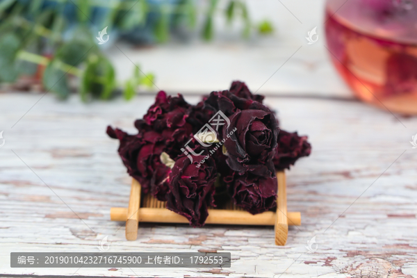 墨紅玫瑰花茶