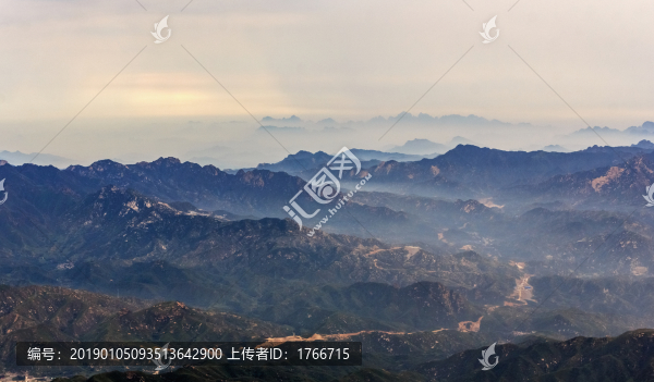 晨光白石山