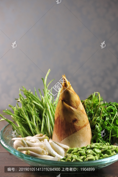 春季時(shí)蔬