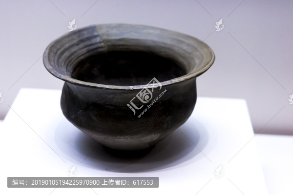 商前期原始瓷尊