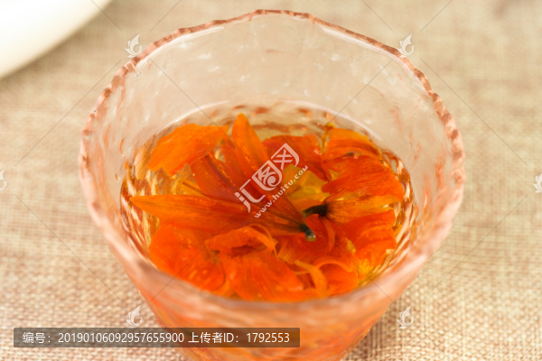 百合花