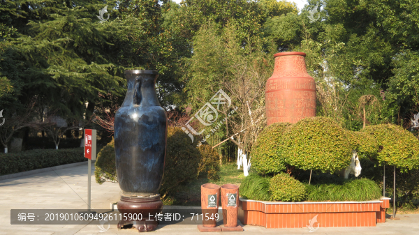 景德鎮(zhèn)陶瓷藝術(shù)品
