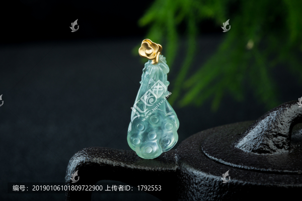 翡翠吊墜