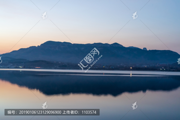 濟(jì)南臥虎山水庫(kù)朝霞06