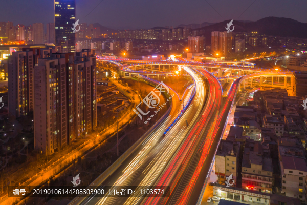 濟(jì)南英雄山立交橋夜景