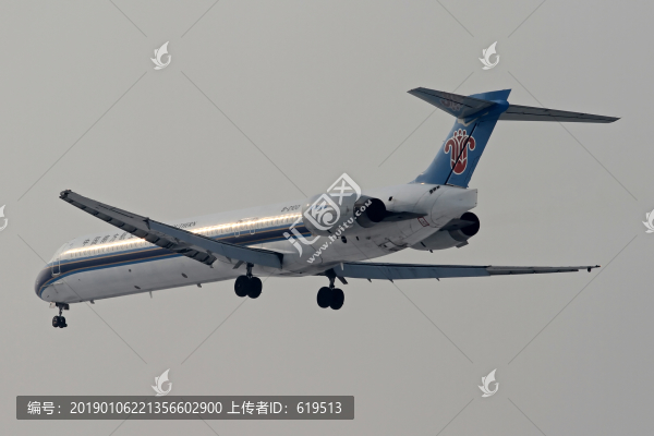中國南方航空航班降落