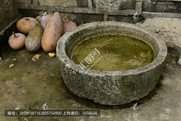 石盆