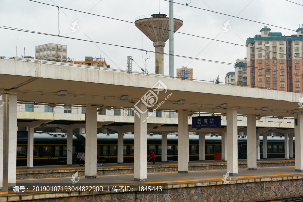婁底火車站