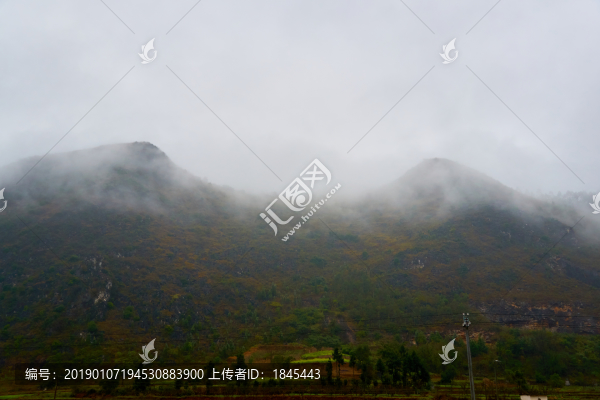山霧
