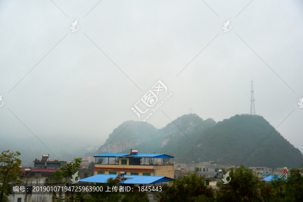 山霧