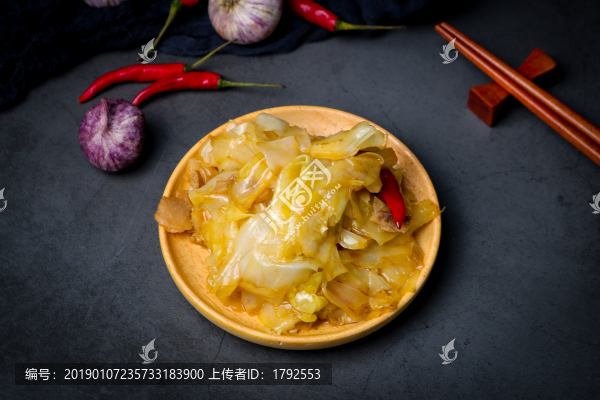 包菜炒肉