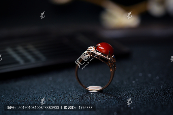 紅珊瑚戒指