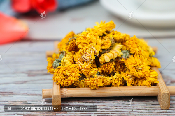 野生菊花茶