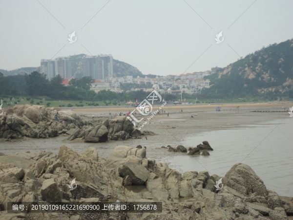 海邊石頭建筑