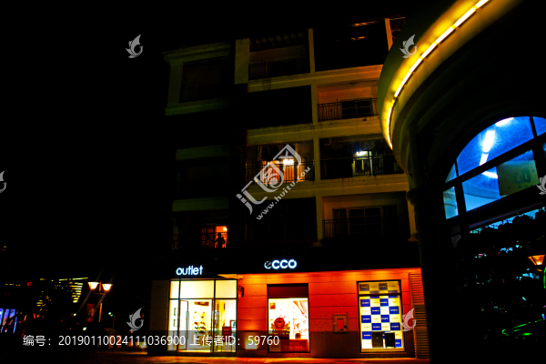 大梅沙奧特萊斯夜景