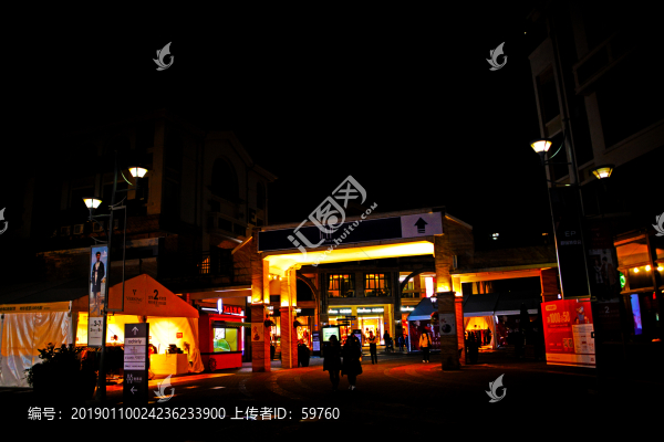 街頭夜色商業(yè)街