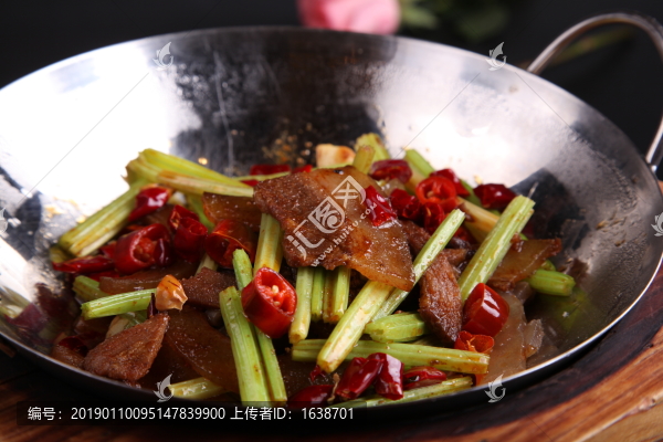 干鍋炒肉