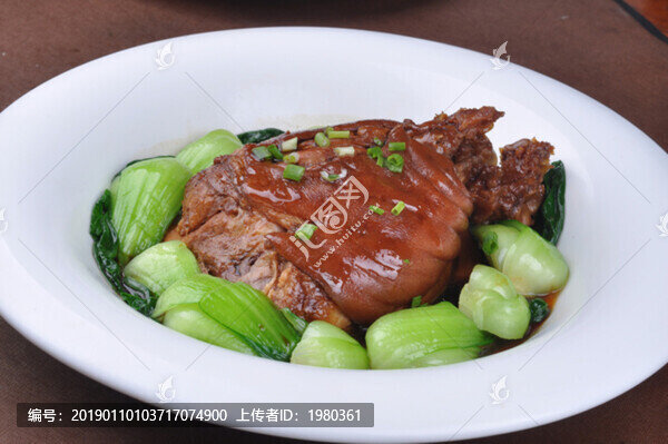 柴火大鍋醬肘子