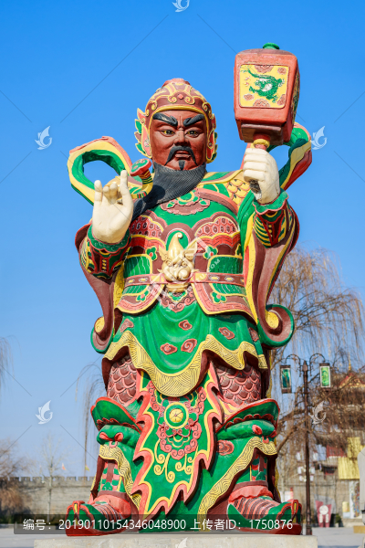 楊家埠的門神財神塑像