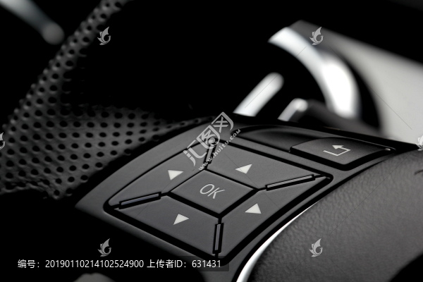 越野汽車GLK多功能方向盤