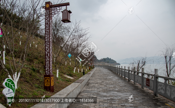公園仿古路燈