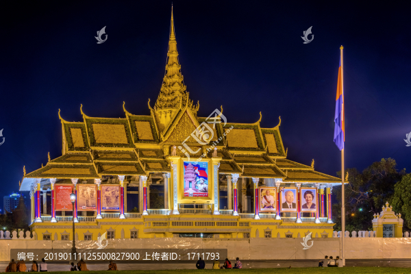 柬埔寨金邊大皇宮夜景