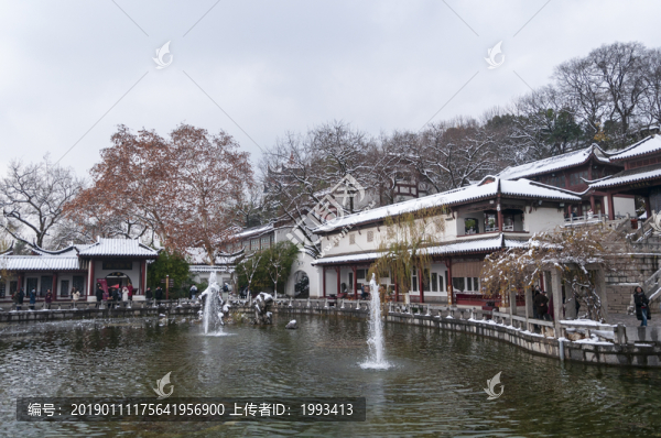雪后黃鶴樓公園