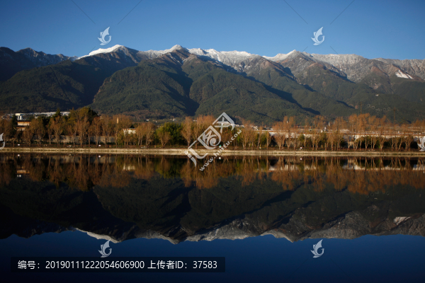 蒼山雪景