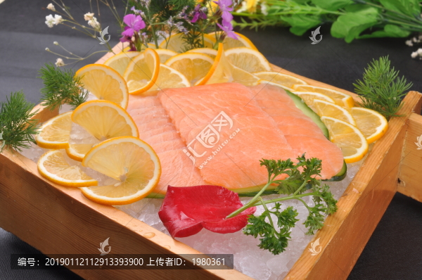 三文魚刺身