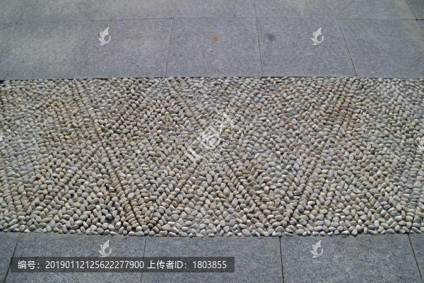 石子路