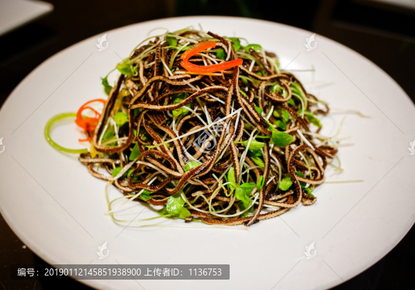 涼拌豆腐絲