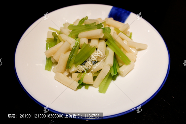 涼菜藕尖