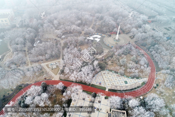 航拍運(yùn)城航天公園雪景